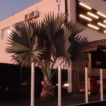 Vespasiano Hotel Telêmaco Borba Eksteriør bilde